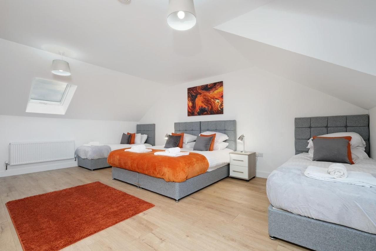 Pinewood Studios, Iver Slough Heathrow 1 & 2 Bedroom Apartments With Parking By Arista Living 外观 照片
